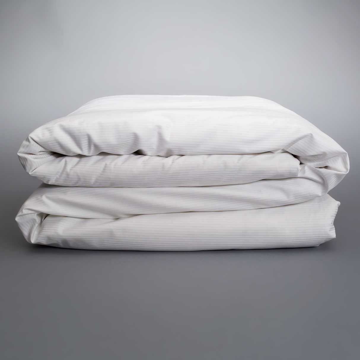 Funda plumón 300 hilos blanco listado con aleta King