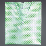 Camisa paciente abierta a los lados estampado gato verde pack de 5 unidades