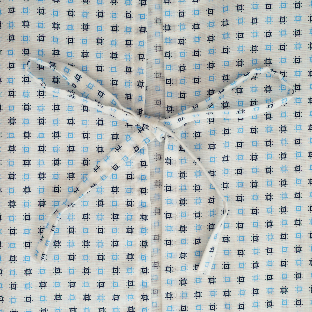 Camisa paciente abierta a los lados pack de 5 unidades